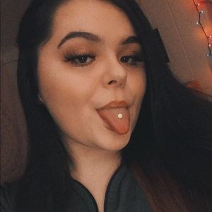 Meet your Posher, Jenna